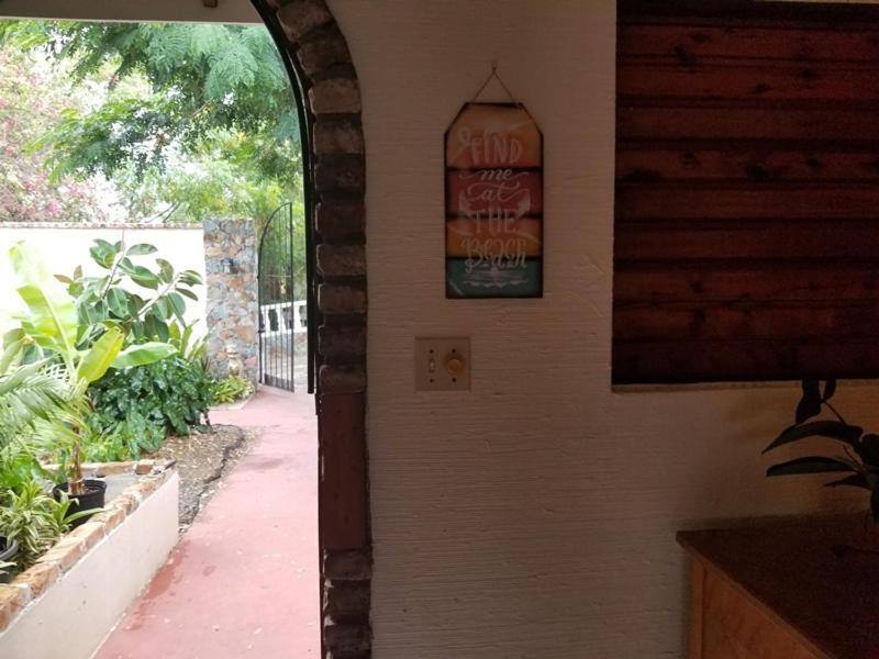 Water Island Hotel & Villas Esterno foto