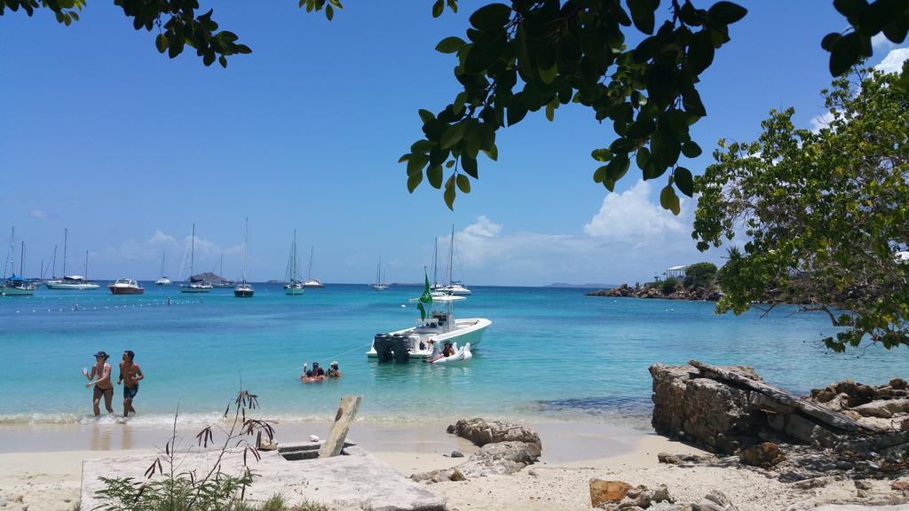 Water Island Hotel & Villas Esterno foto