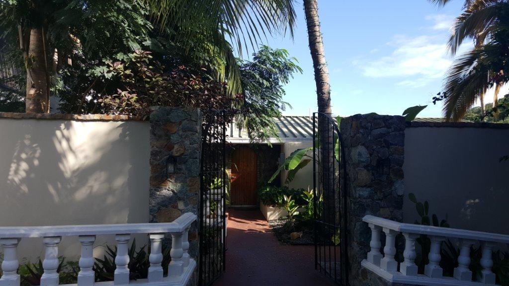 Water Island Hotel & Villas Esterno foto
