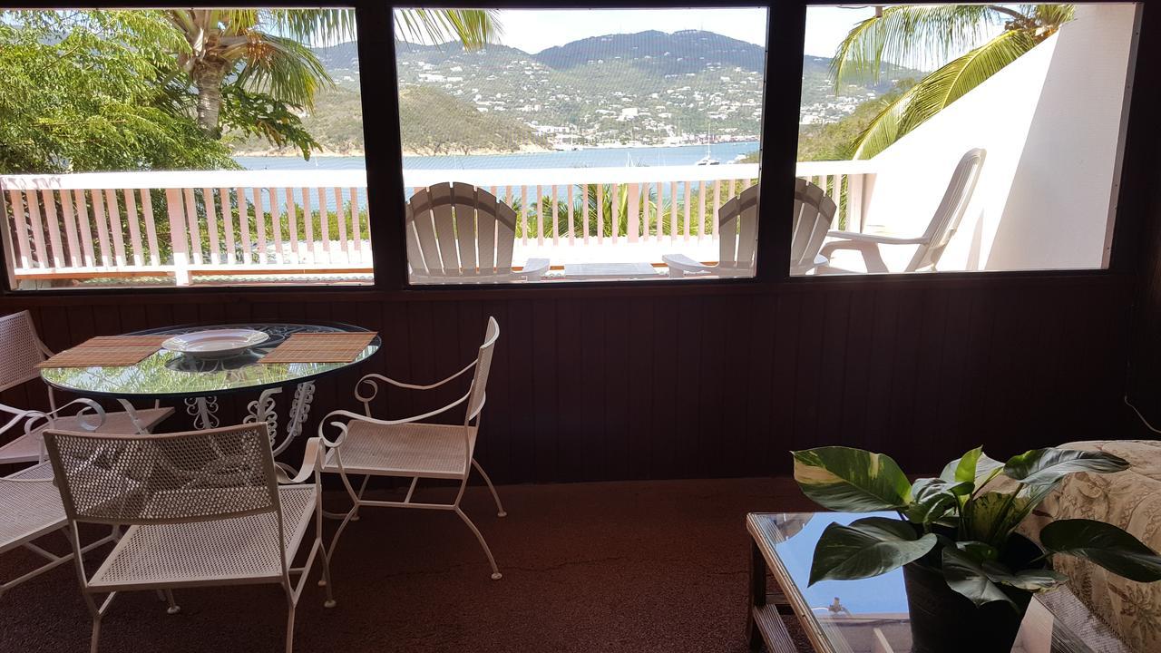 Water Island Hotel & Villas Esterno foto